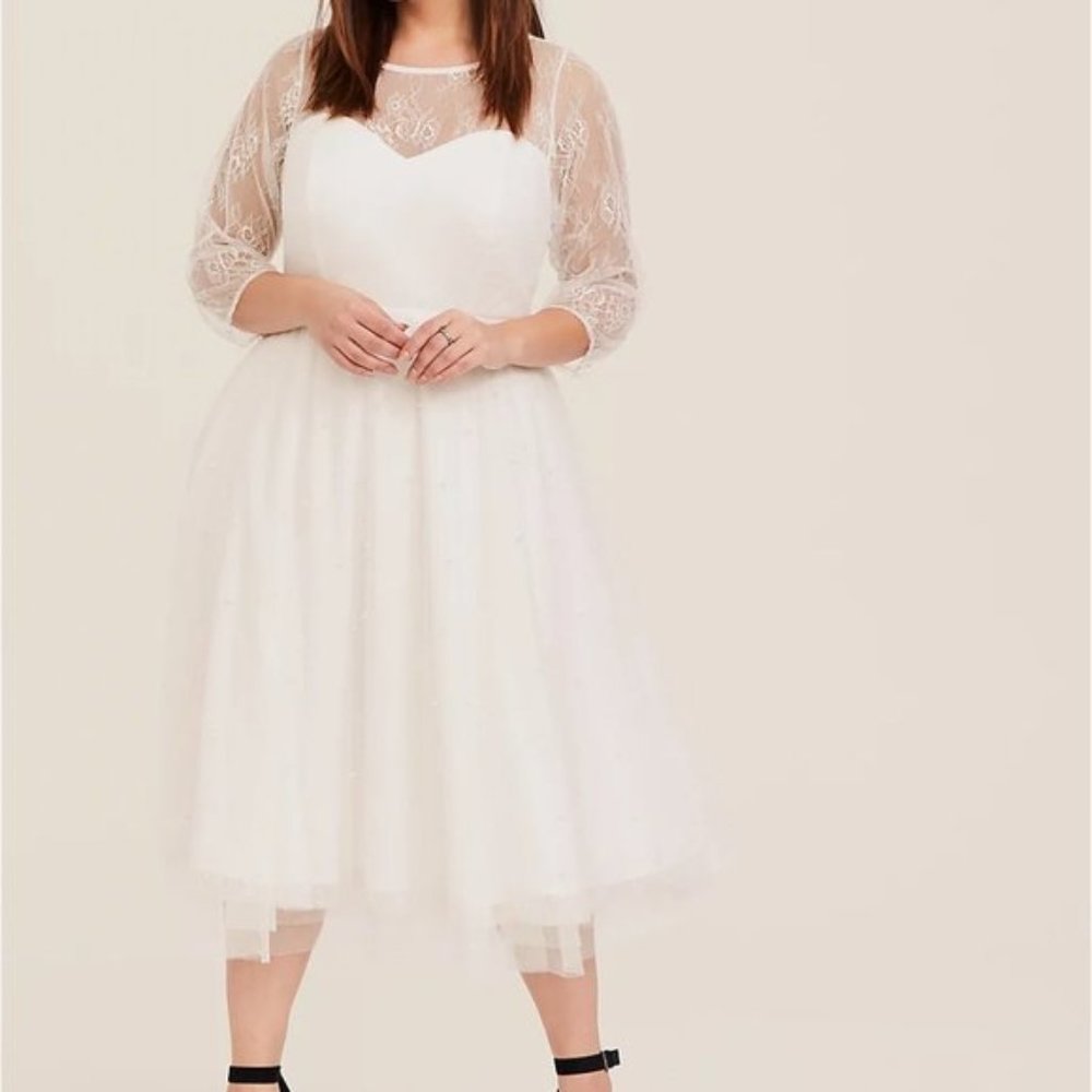 NWOT Wedding Dress